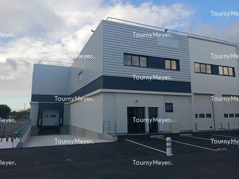 Industriel/Logistique dans Saint-Aignan-Grandlieu à louer - Photo de l’immeuble – Image 2 sur 4