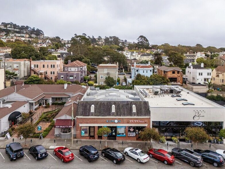 231-239 W Portal Ave, San Francisco, CA à vendre - Photo de l’immeuble – Image 1 sur 13