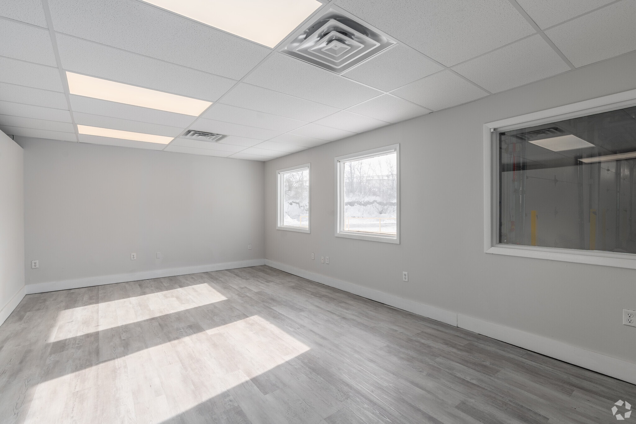 116-120 Monahan Ave, Dunmore, PA à louer Photo intérieure– Image 1 sur 7