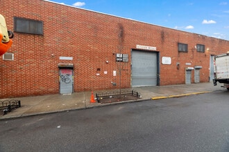 255-259 48th St, Brooklyn, NY à louer Photo de l’immeuble– Image 2 sur 50