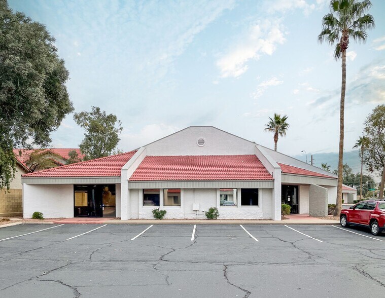 6344 E Brown Rd, Mesa, AZ à louer - Photo principale – Image 1 sur 15