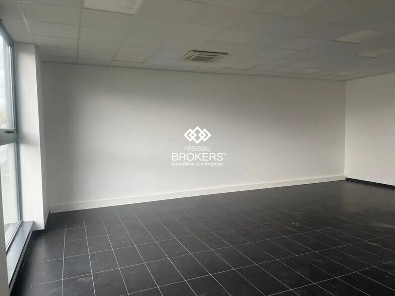 Local d’activités dans Strasbourg à louer - Photo intérieure – Image 3 sur 6