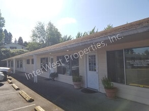 5905-5911 NE St Johns Rd, Vancouver, WA à louer Photo de l’immeuble– Image 2 sur 9