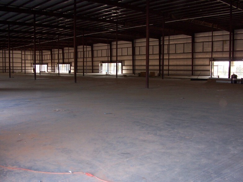 1001 Synergy Blvd, Kilgore, TX à vendre - Photo intérieure – Image 2 sur 6