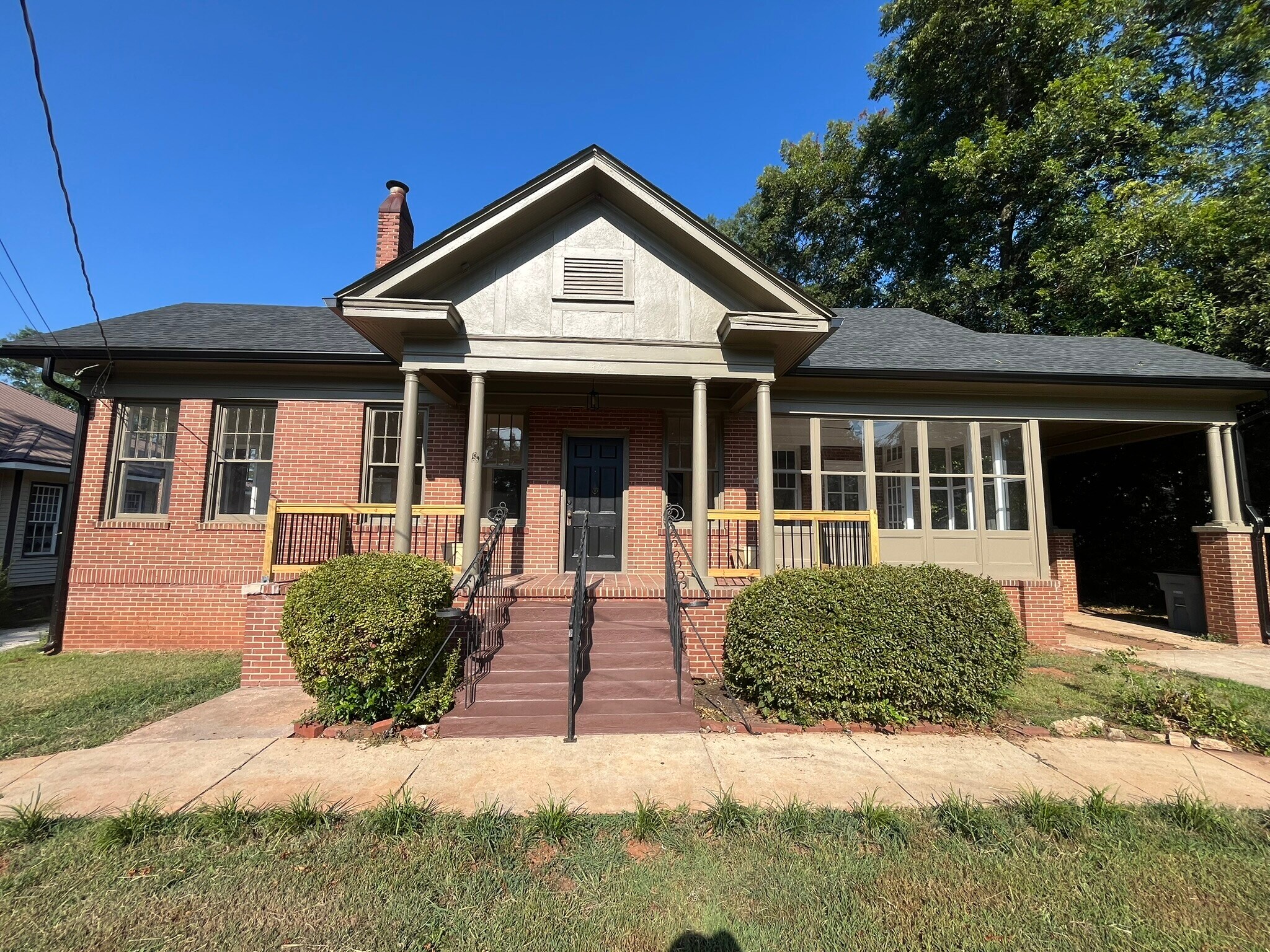406 S Lewis St, Lagrange, GA à louer Photo de l’immeuble– Image 1 sur 28