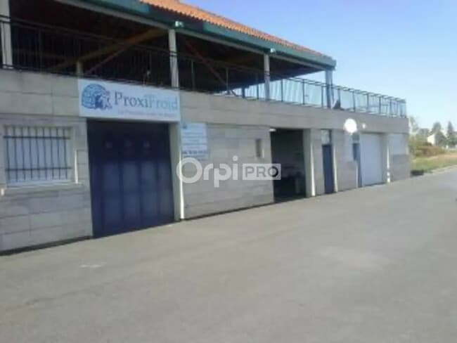 Plus de détails pour Local commercial à vendre