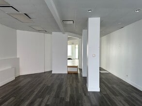 3200-3220 N Milwaukee Ave, Chicago, IL à louer Photo de l’immeuble– Image 2 sur 7