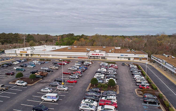 1932-1956 Laskin Rd, Virginia Beach, VA à louer - Photo de l’immeuble – Image 3 sur 3