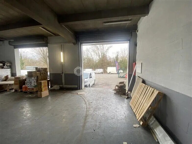 Local d’activités dans Rosny-sous-Bois à louer - Photo intérieure – Image 2 sur 12