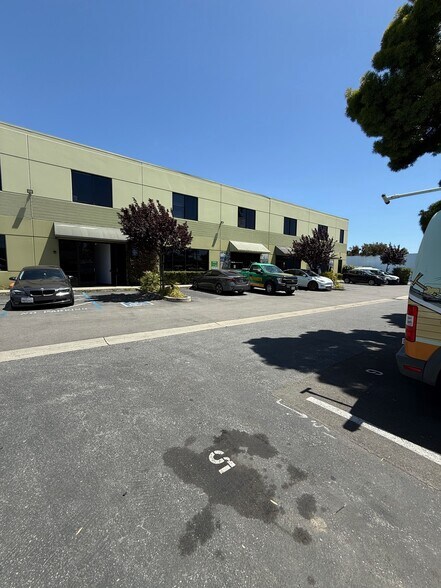 6996 Soquel Ave, Santa Cruz, CA à louer - Photo de l’immeuble – Image 3 sur 5
