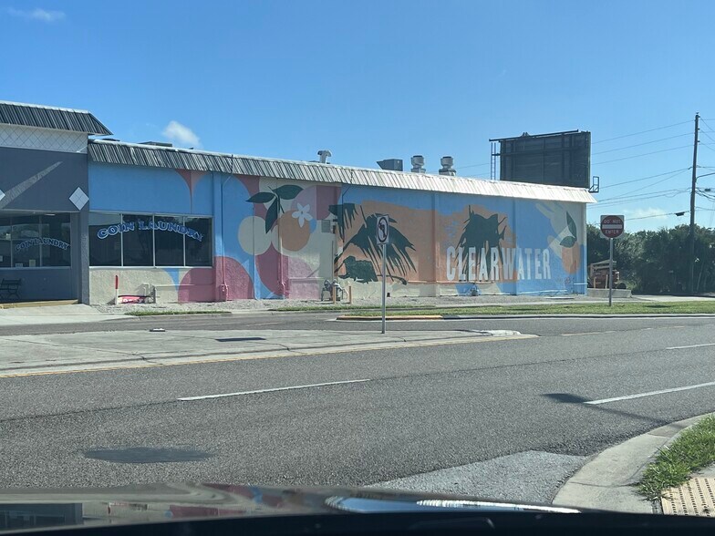 24125 US Highway 19 N, Clearwater, FL à louer - Photo de l’immeuble – Image 1 sur 1