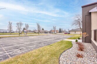 512 N Franklin St, Frankenmuth, MI à louer Photo de l’immeuble– Image 2 sur 13