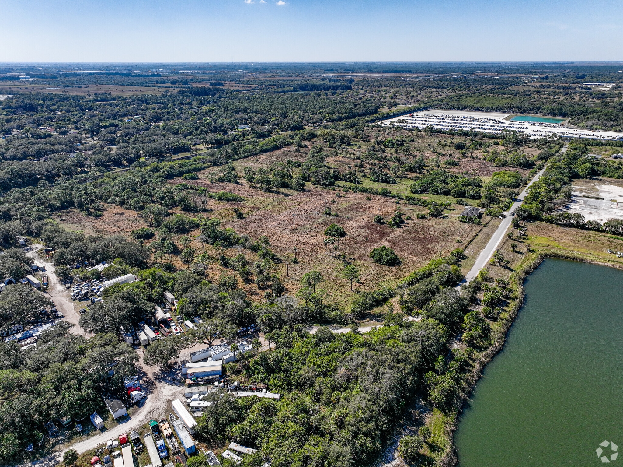 2525 Center Rd, Fort Pierce, FL à vendre Photo de l’immeuble– Image 1 sur 19