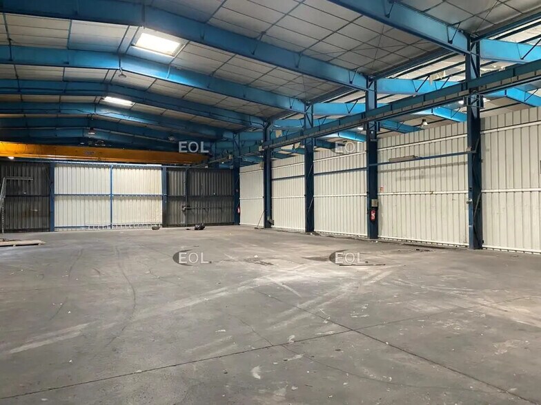 Local d’activités dans Saint-Rémy-de-Provence à louer - Photo intérieure – Image 2 sur 2