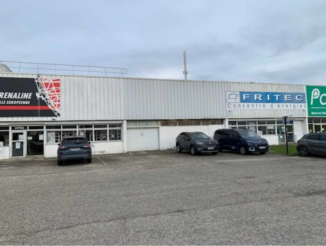 Bureau dans Pessac à louer Photo de l’immeuble– Image 1 sur 12