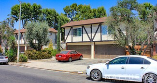 Plus de détails pour 7344-7346 Ventura Canyon Ave, Van Nuys, CA - Logement à vendre