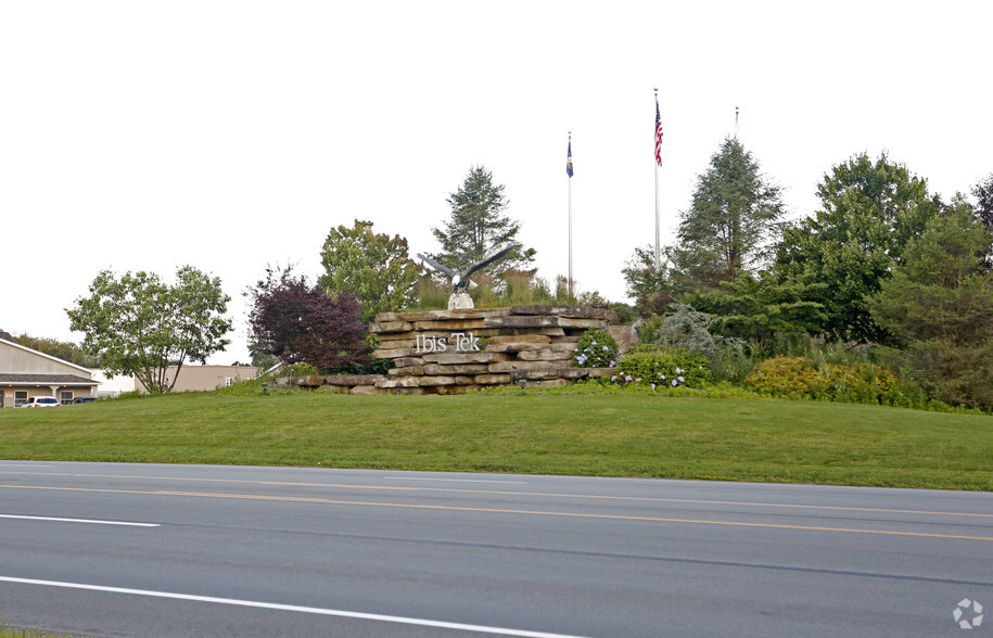 912 Pittsburgh Rd, Butler, PA à louer - Photo de l’immeuble – Image 2 sur 5