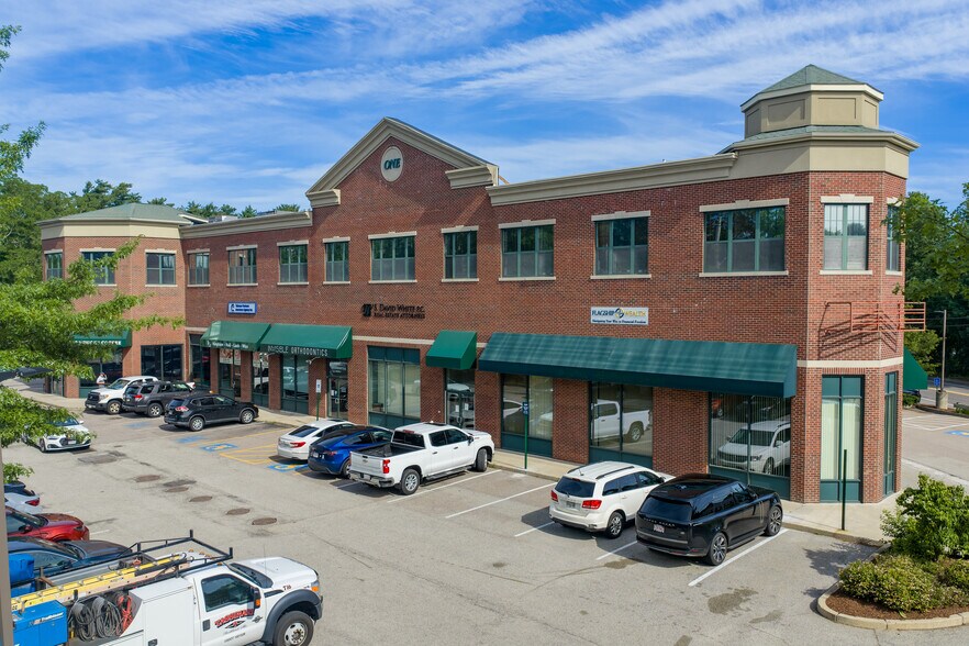 1 Derby St, Hingham, MA à louer - Photo de l’immeuble – Image 3 sur 21