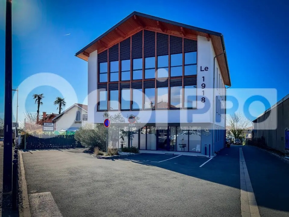 Bureau dans Ondres à louer Photo de l’immeuble– Image 1 sur 6