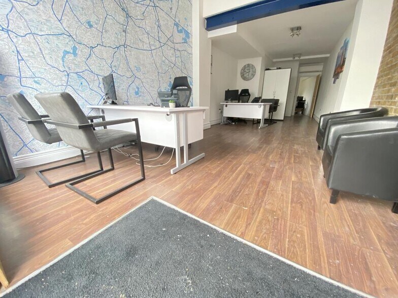 329 Stanstead Rd, Londres à louer - Photo de l’immeuble – Image 3 sur 7