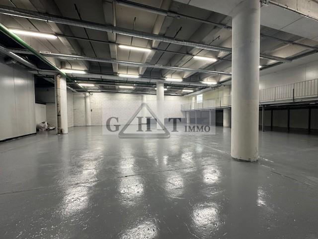 Industriel/Logistique dans Bagnolet à louer - Photo de l’immeuble – Image 1 sur 7