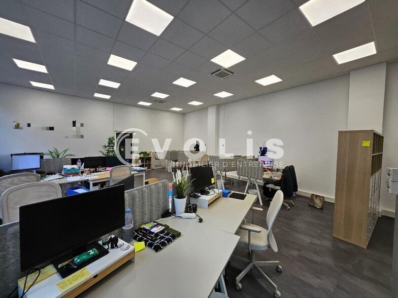 Bureau dans Montrouge à louer - Photo intérieure – Image 3 sur 9