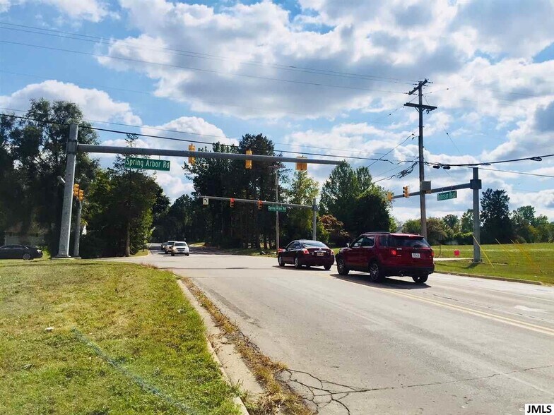 3400 Spring Arbor Rd, Jackson, MI à vendre - Photo de l’immeuble – Image 3 sur 30