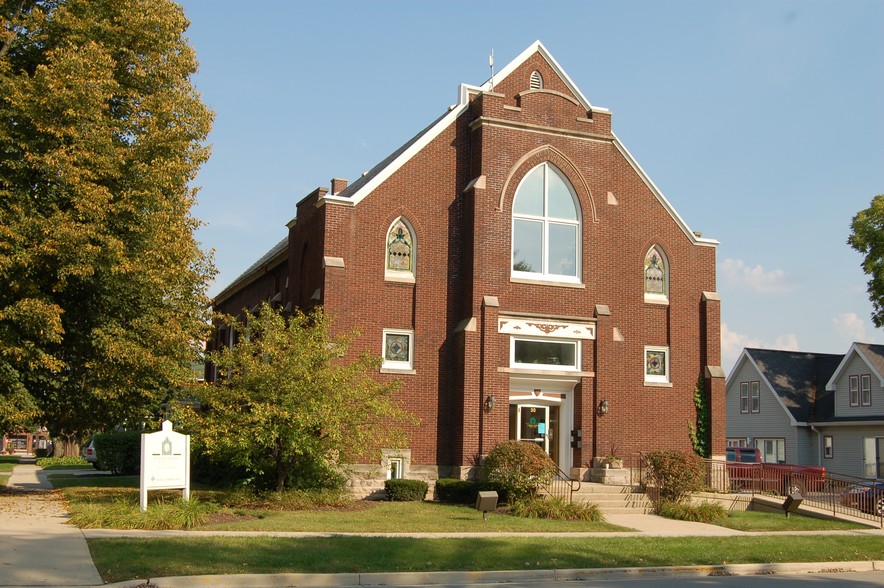 20 N Lincoln, Batavia, IL à vendre - Photo de l’immeuble – Image 2 sur 2