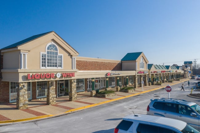 Plus de détails pour 12101-12175 Darnestown Rd, Gaithersburg, MD - Différents types d’espaces à louer