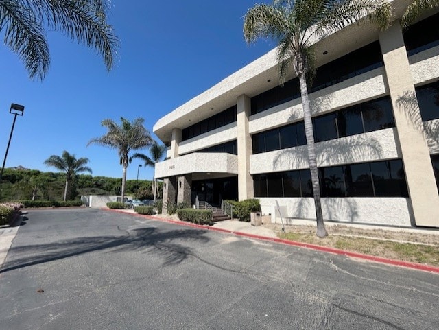 17215 Studebaker Rd, Cerritos, CA à louer Photo intérieure– Image 1 sur 25