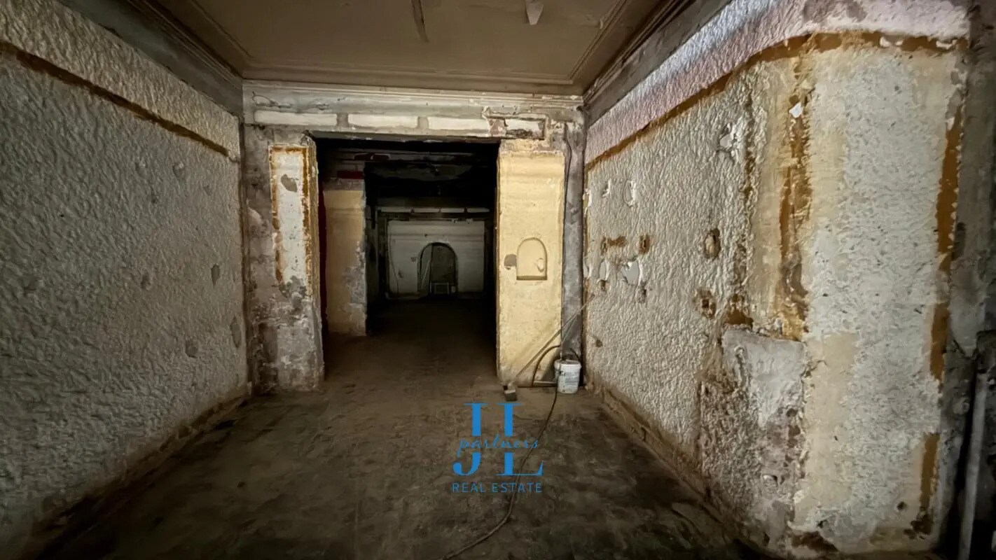 Local commercial dans Bordeaux à louer Photo intérieure– Image 1 sur 6