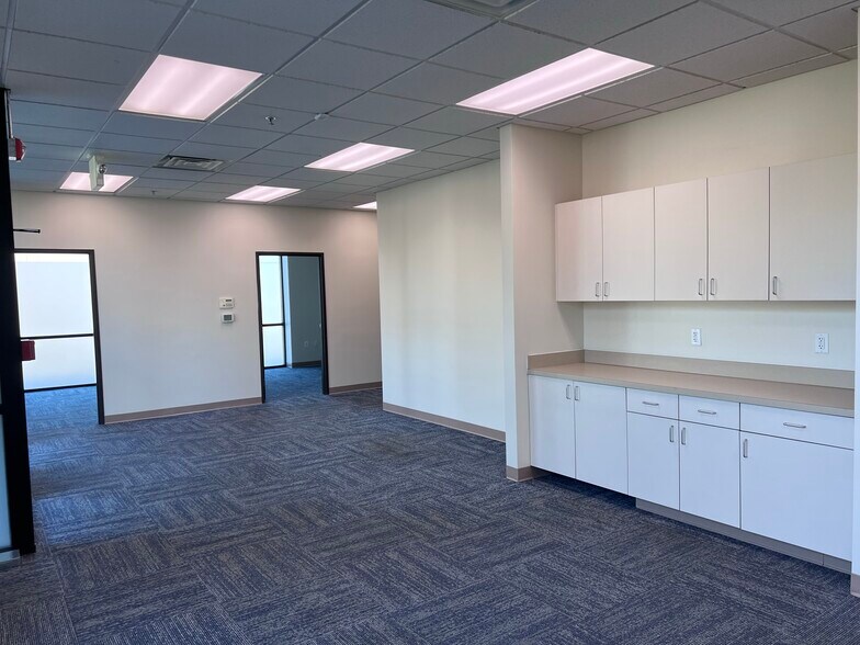 1780 Industrial Dr, Stockton, CA à louer - Photo intérieure – Image 3 sur 12