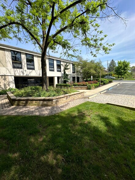 431-441 E Chocolate Ave, Hershey, PA à louer - Photo de l’immeuble – Image 3 sur 14