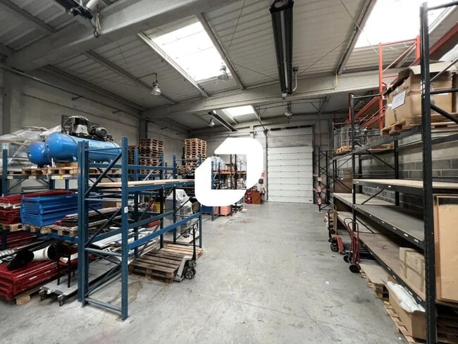 Plus de détails pour Différents types d’espaces à louer