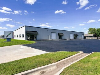 Plus de détails pour 600-608 S Ramsey Dr, Valley Center, KS - Industriel/Logistique à vendre