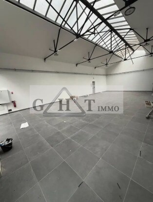 Local commercial dans Montreuil à vendre - Photo de l’immeuble – Image 3 sur 5