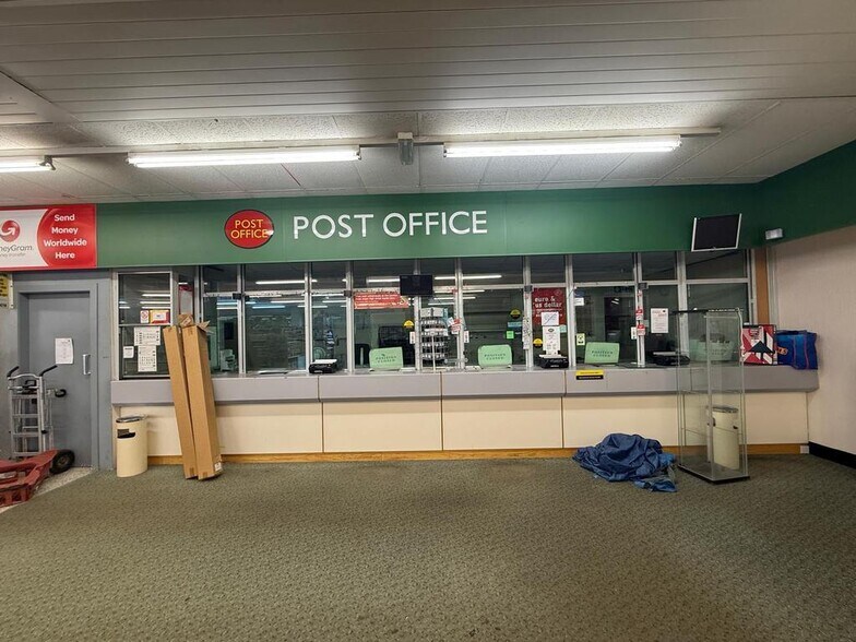 8 Lennox Pl, Clydebank à louer - Photo de l’immeuble – Image 3 sur 7