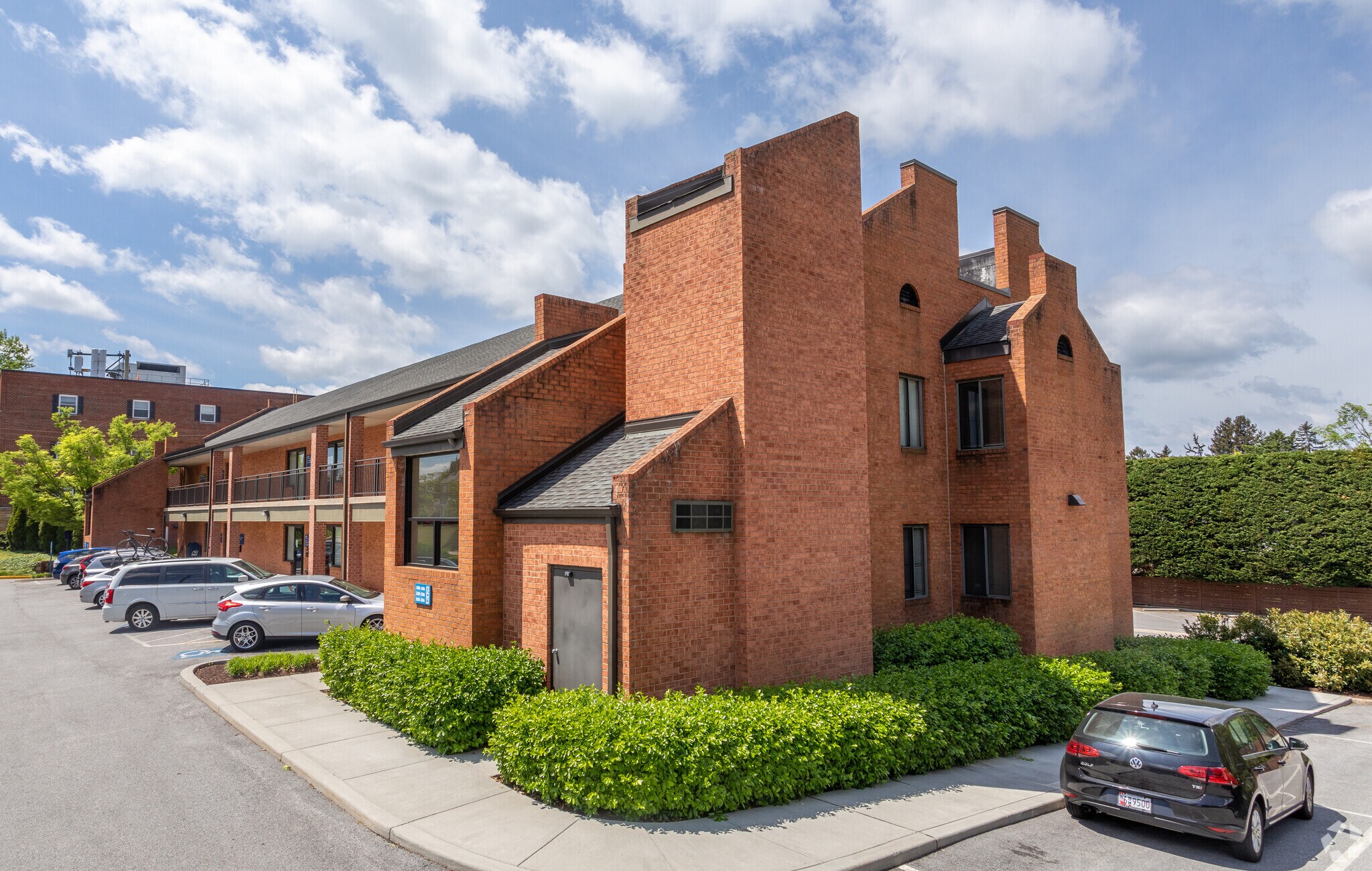 7402 York Rd, Towson, MD à louer Photo de l’immeuble– Image 1 sur 5