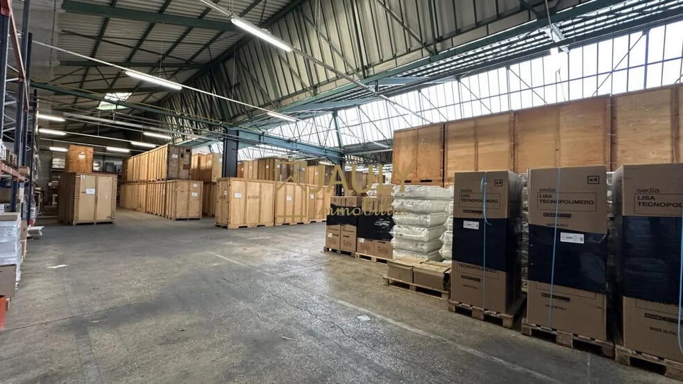 Industriel/Logistique dans Mareuil-lès-Meaux à louer - Photo de l’immeuble – Image 3 sur 13
