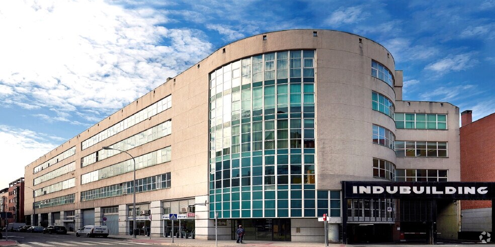 Bureau dans Madrid, Madrid à vendre - Photo principale – Image 1 sur 4