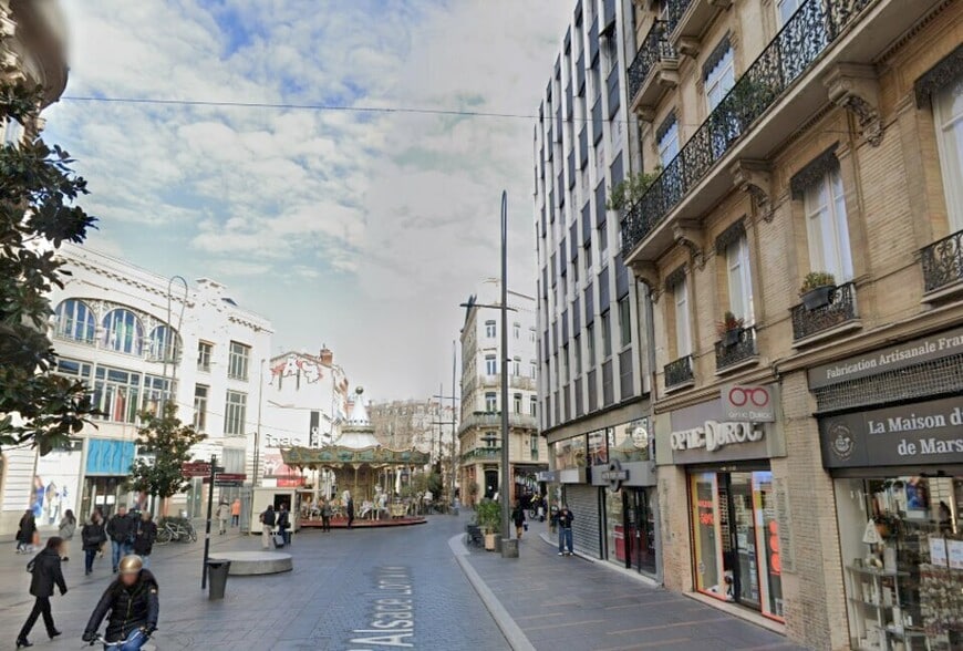 54 Bis Rue D'Alsace Lorraine, Toulouse à louer - Photo de l’immeuble – Image 2 sur 5