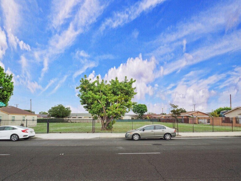 22108 Avalon Blvd, Carson, CA à vendre - Photo de l’immeuble – Image 3 sur 12