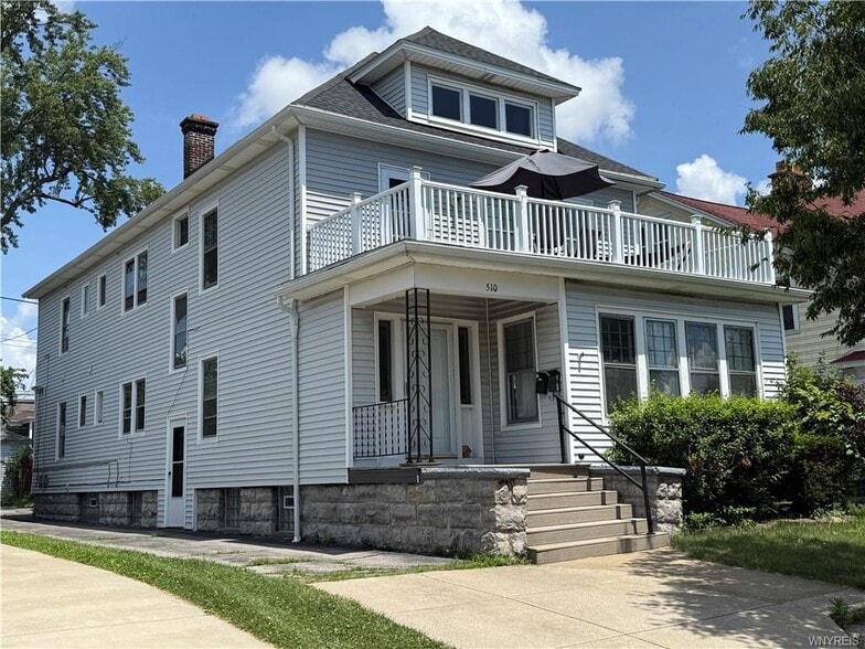 510 Tacoma Ave, Buffalo, NY à vendre - Photo principale – Image 1 sur 22