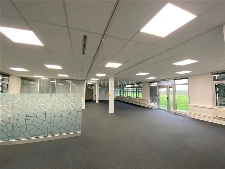 Bureau dans Orly à louer - Photo de l’immeuble – Image 3 sur 6