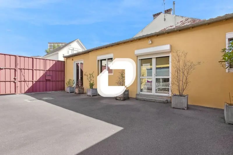 22 Rue Des Venêts, Nanterre à louer - Photo de l’immeuble – Image 2 sur 13