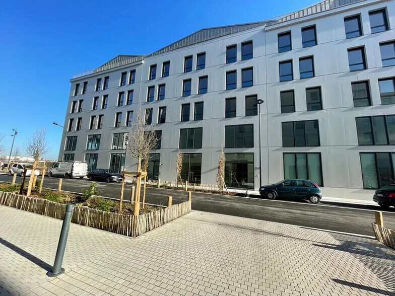 Bureau dans Angers à louer - Photo de l’immeuble – Image 1 sur 10