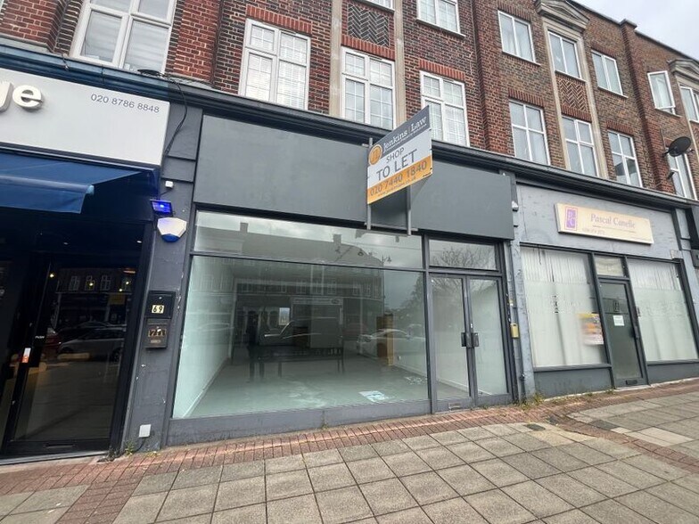 71-79 Stoneleigh Broadway, Epsom à vendre - Photo de l’immeuble – Image 1 sur 1