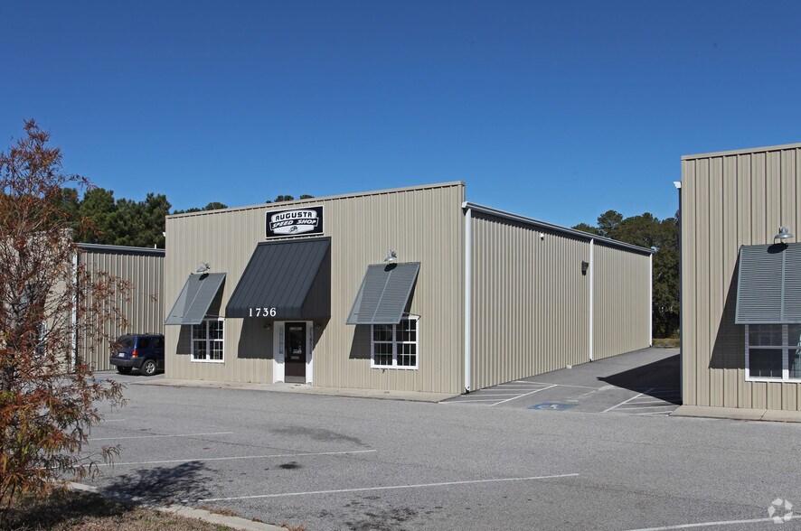 1736 Wylds Rd, Augusta, GA à louer - Photo de l’immeuble – Image 2 sur 13