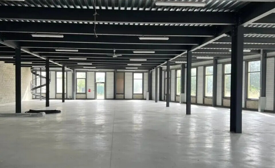 2 Avenue Du Valquiou, Tremblay-en-France à vendre - Photo intérieure – Image 2 sur 2