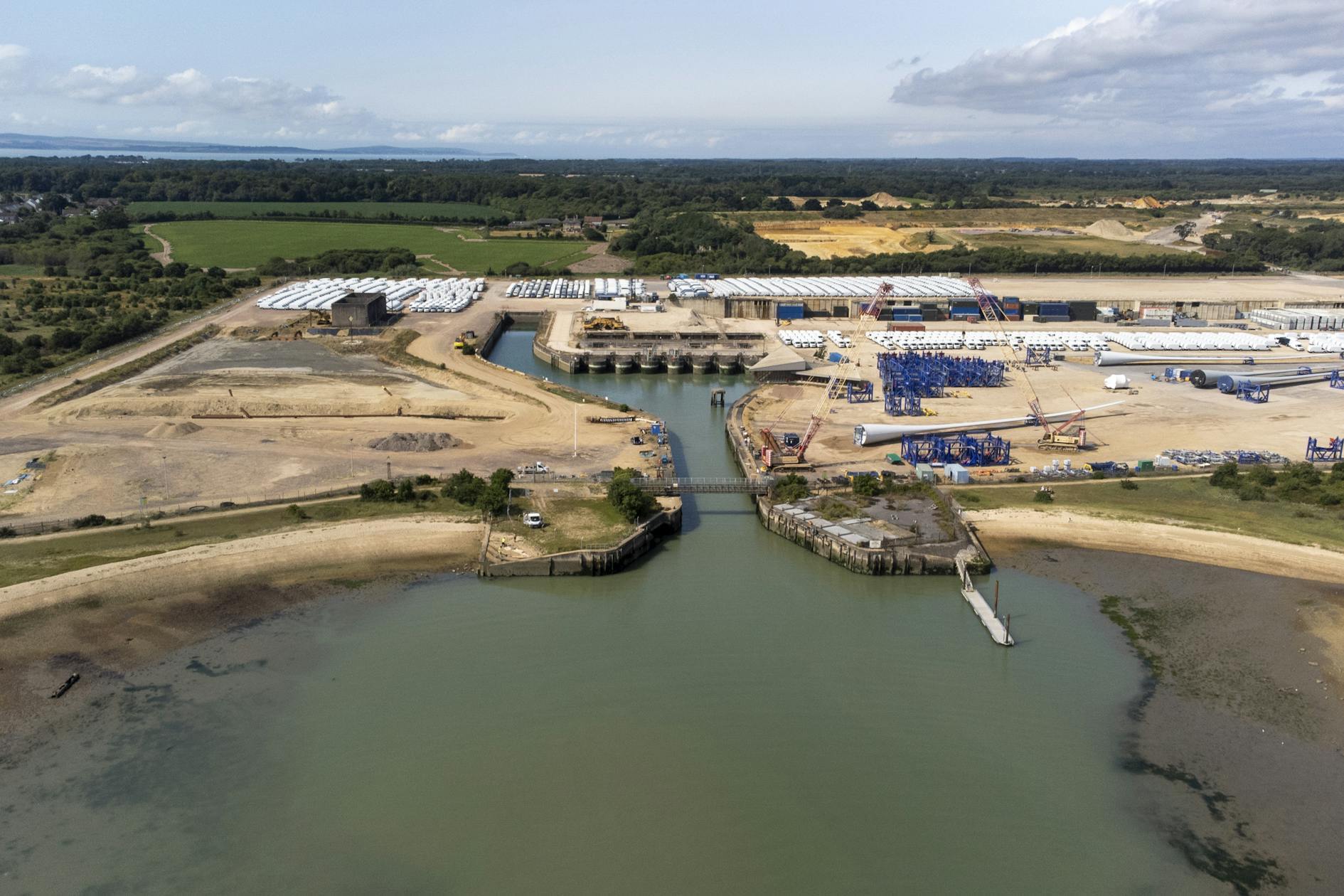 Wright Way, Fawley à louer Photo principale– Image 1 sur 5